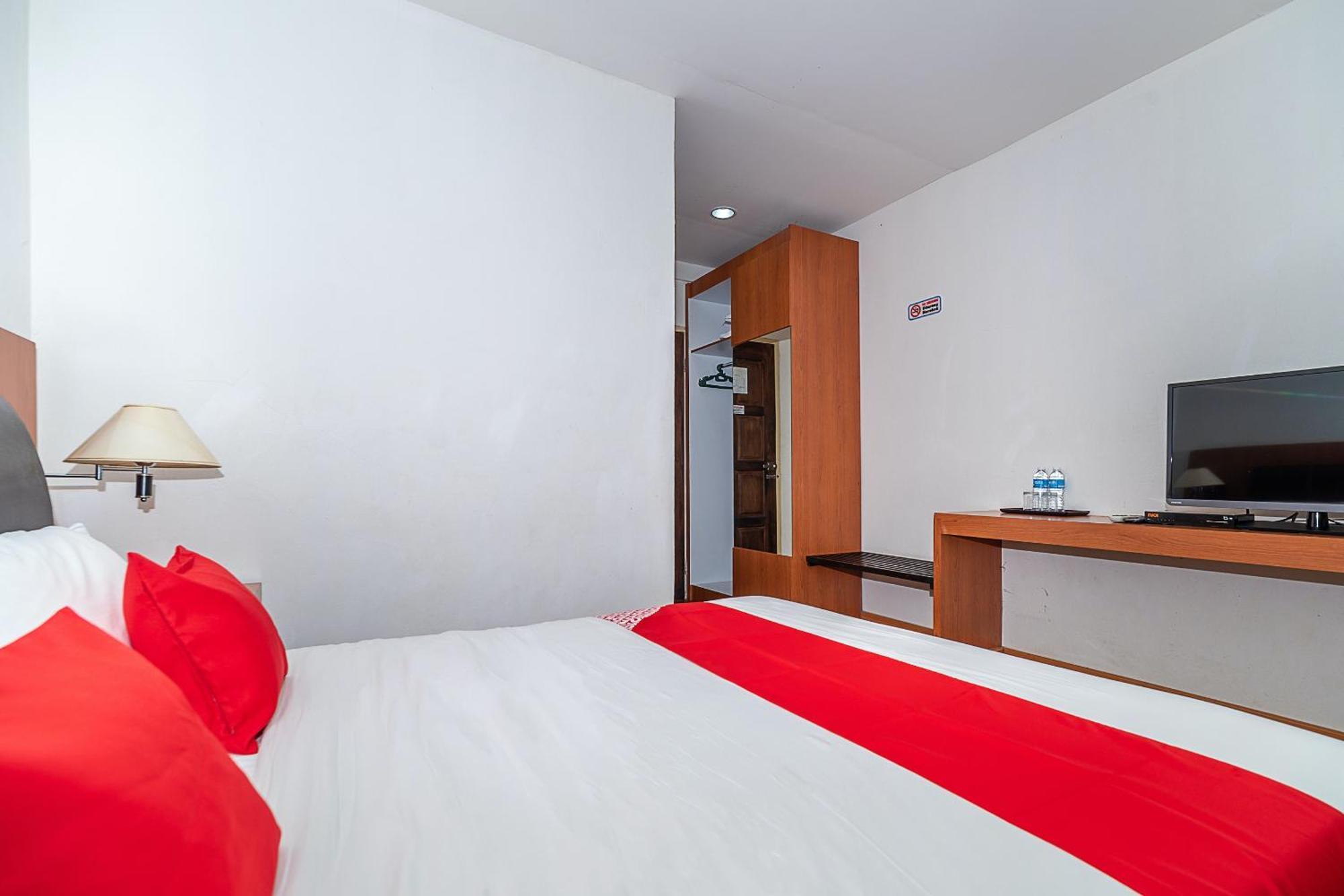 Hotel Eagle Wood Garden Membakut Esterno foto